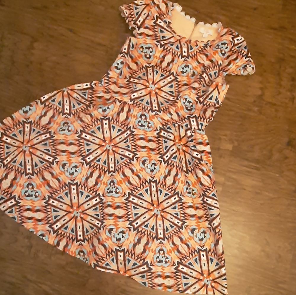 Trippy GB girls dress. Size 14.